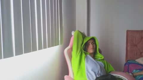 Crystal Blaze online show from October 16, 4:20 pm