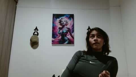 Crystal Blaze online show from April 26, 1:03 am