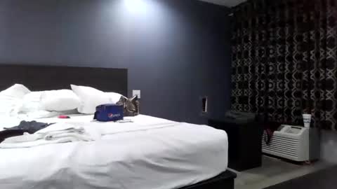 crystalbarbie214 online show from December 23, 1:09 am