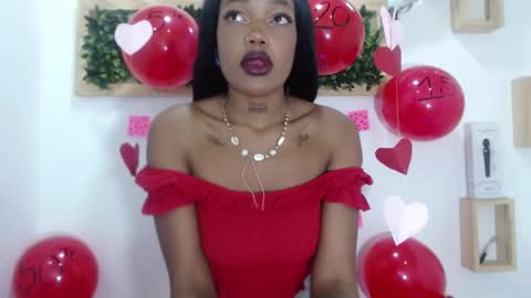 Snapshot of crystalbrooke3x chatting on February 14, 10:14 pm Crystal online show from February 14, 10:14 pm