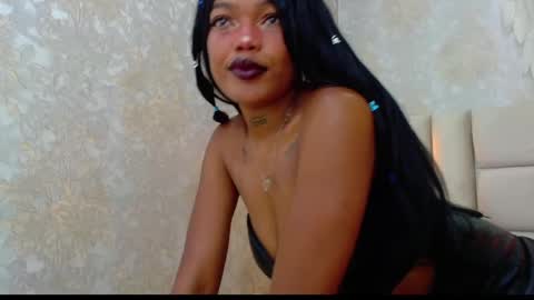 Snapshot of crystalbrooke3x chatting on September 17, 8:18 pm Crystal online show from September 17, 8:18 pm