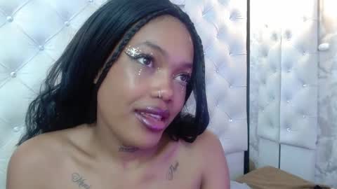 Snapshot of crystalbrooke3x chatting on December 12, 7:41 am Crystal online show from December 12, 7:41 am