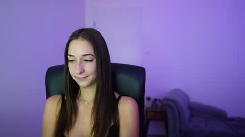 Crystalbrunette18 online show from July 10, 1:11 pm