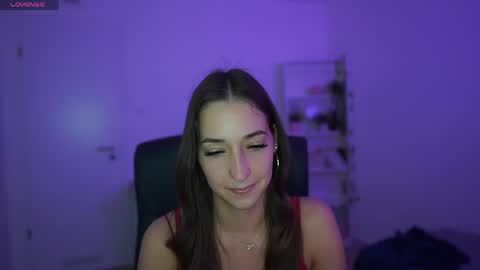 Crystalbrunette18 online show from April 28, 6:12 pm