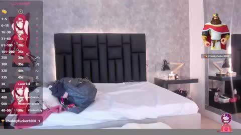 Crystal online show from January 14, 4:56 pm