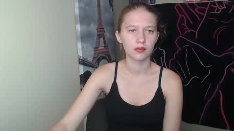 Stella online show from October 1, 7:02 am