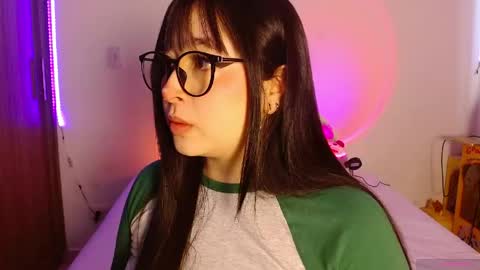 Olivia  online show from April 27, 12:13 pm