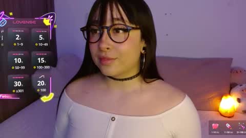 Olivia  online show from October 1, 1:32 am