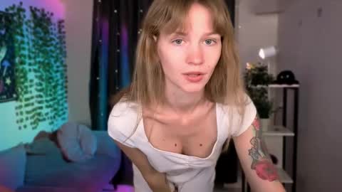 Crystal online show from May 28, 6:33 am