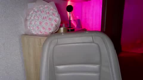 Kristina online show from December 8, 11:19 pm