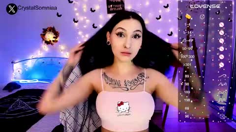 Snapshot of crystalsomnia chatting on December 8, 11:51 pm Sasha Make me moan with patterns good music here online show from December 8, 11:51 pm