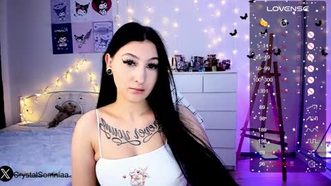 Snapshot of crystalsomnia chatting on February 12, 12:16 am Sasha Make me moan with patterns good music here online show from February 12, 12:16 am