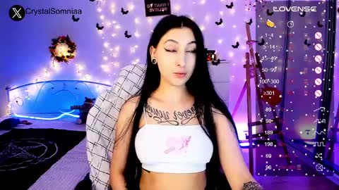 Snapshot of crystalsomnia chatting on December 11, 11:32 pm Sasha Make me moan with patterns good music here online show from December 11, 11:32 pm
