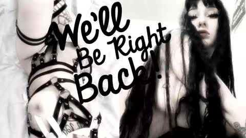 Sasha    Make me moan with patterns   good music here  online show from November 17, 11:44 am