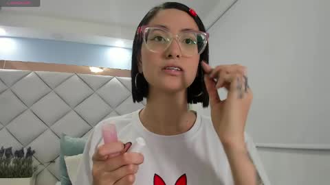 Crystal online show from April 27, 9:34 pm