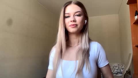 Jesi online show from March 15, 5:42 am