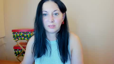 HELEN online show from June 12, 2:25 pm