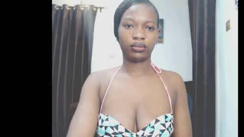 cumebony_petit online show from April 21, 7:04 am