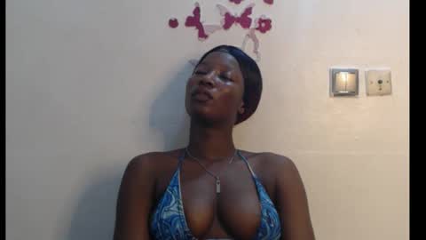 Zara online show from March 8, 3:10 am