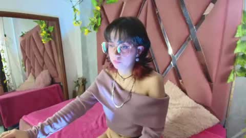 Kazx   online show from July 6, 3:03 pm