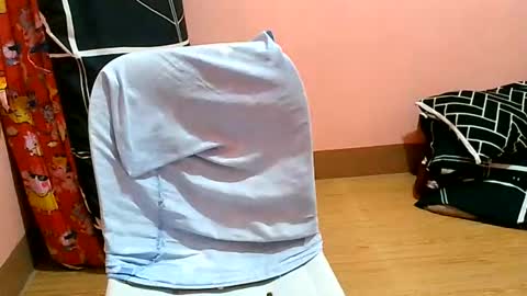 curious_girl247 online show from June 9, 9:41 am