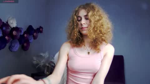 Anna online show from February 22, 2:07 pm