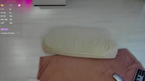 Snapshot of curlyanto chatting on September 27, 8:54 am Antonia online show from September 27, 8:54 am