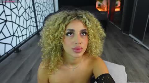 Antonia online show from June 11, 11:07 am