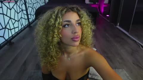 Antonia online show from July 20, 10:50 am