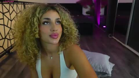 Antonia online show from July 21, 6:19 pm