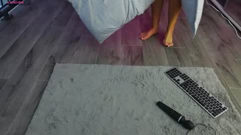 Antonia online show from June 18, 9:14 am