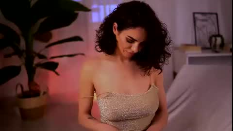 curvedlizzie online show from July 7, 10:56 pm