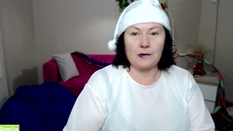 curvy_girlz online show from December 19, 6:33 pm