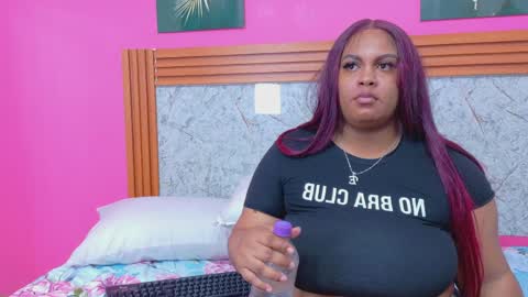 curvyhomebebe online show from April 11, 7:28 pm