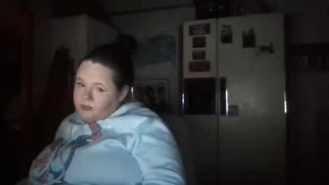 Snapshot of curvyplayday chatting on December 10, 12:50 am dahlia -kim online show from December 10, 12:50 am