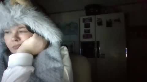 Snapshot of curvyplayday chatting on December 15, 2:30 am dahlia -kim online show from December 15, 2:30 am