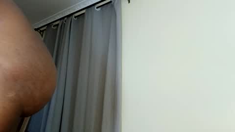 Zozo online show from February 9, 8:44 pm