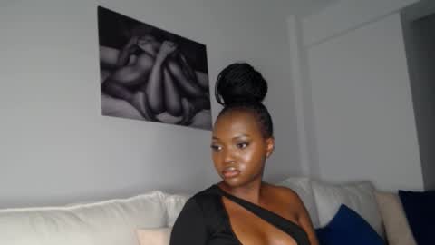 Snapshot of cute_ass18 chatting on January 26, 8:23 pm Liya online show from January 26, 8:23 pm