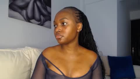 Snapshot of cute_ass18 chatting on January 24, 8:13 am Liya online show from January 24, 8:13 am