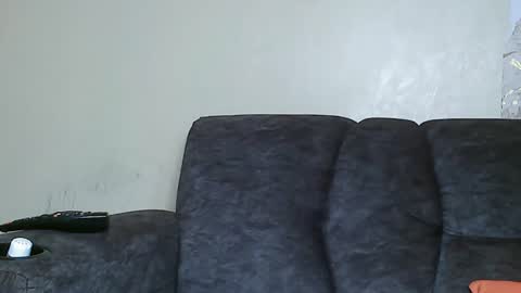 Snapshot of cute_beb2 chatting on February 27, 1:49 pm V EE online show from February 27, 1:49 pm