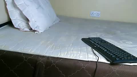 Snapshot of cute_beb2 chatting on March 7, 6:46 am V EE online show from March 7, 6:46 am