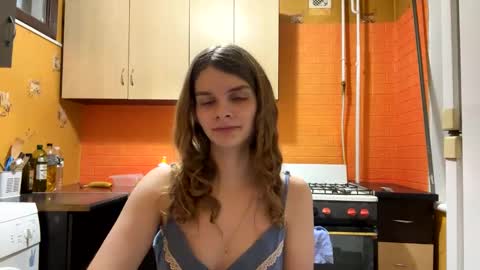 Snapshot of cute_kitte chatting on February 27, 9:36 pm cute_kitte online show from February 27, 9:36 pm