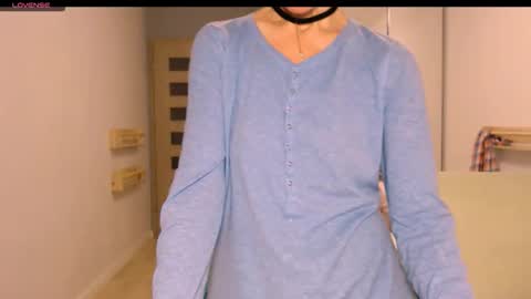 cute_lion_ online show from January 16, 5:09 pm