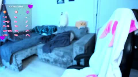 Emily online show from July 12, 11:22 am
