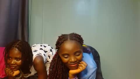 cute_lorna online show from April 23, 12:40 pm