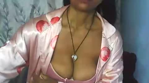 murielle online show from October 6, 8:09 am