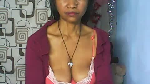 murielle online show from June 15, 7:47 pm