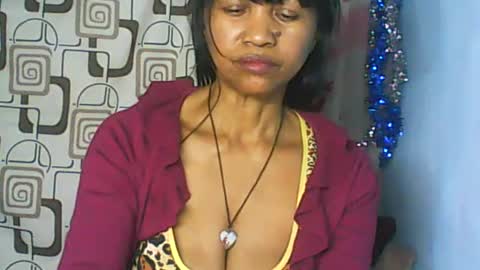 murielle online show from June 24, 6:40 pm