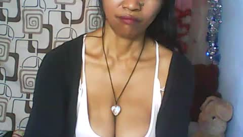 murielle online show from July 24, 9:40 am