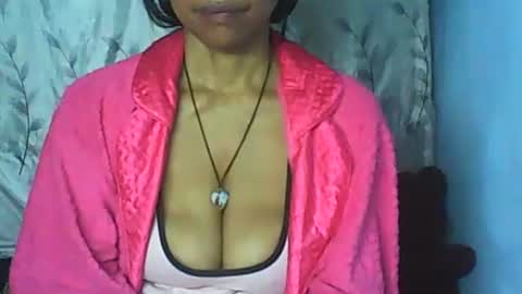 murielle online show from September 19, 7:02 pm